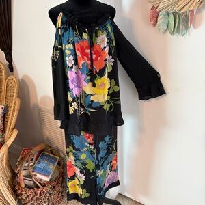 JOHNNY WAS Floral Black 2 Piece Coordinating Sheer Pantsuit SET. Cold Shoulder!